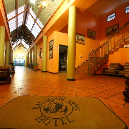 Kalahari Arms Hotel Khemsbok Buitenkant foto