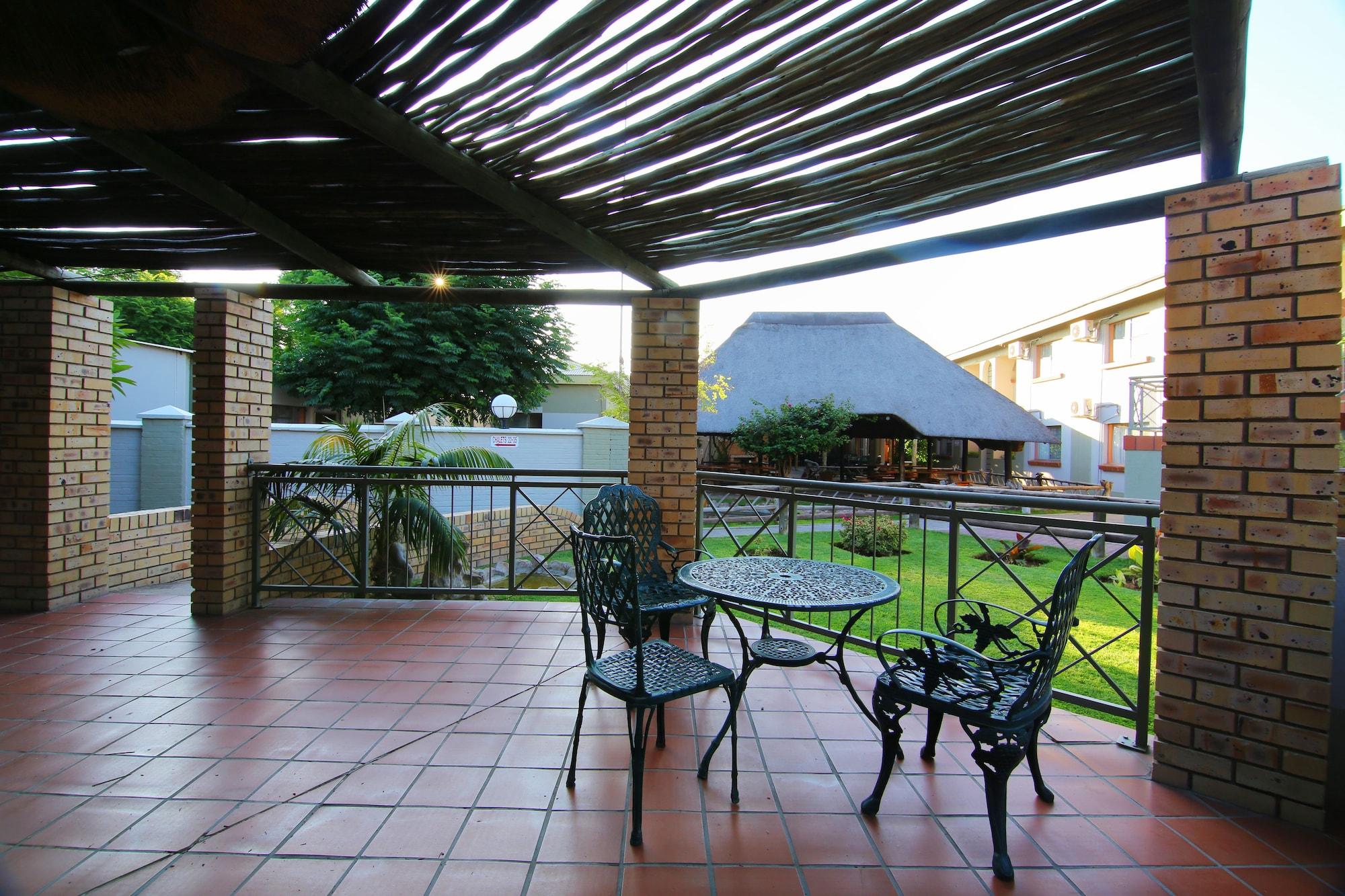 Kalahari Arms Hotel Khemsbok Buitenkant foto